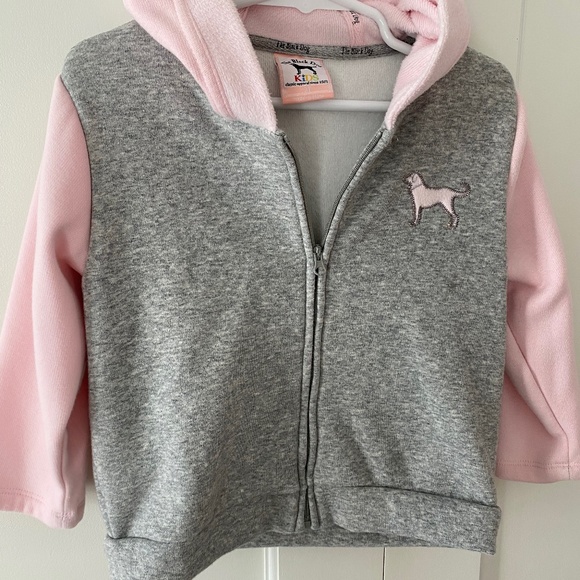 Black Dog full zip sweater